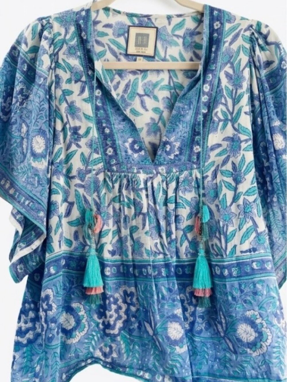 Bell "Hadd" V-Neck Blouse (Blue/Indigo Paisley)